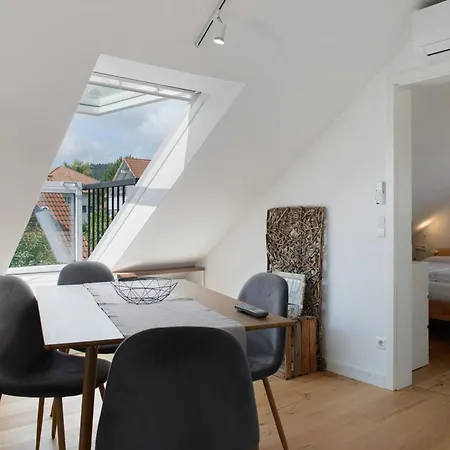Schoene Apartman